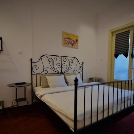 Casa Ado Aparthotel Oradea Εξωτερικό φωτογραφία